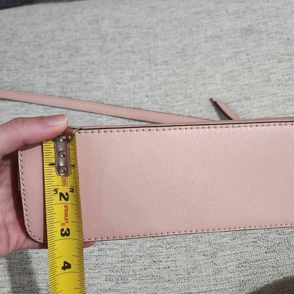 Kate spade cross body - Picture 8 of 9